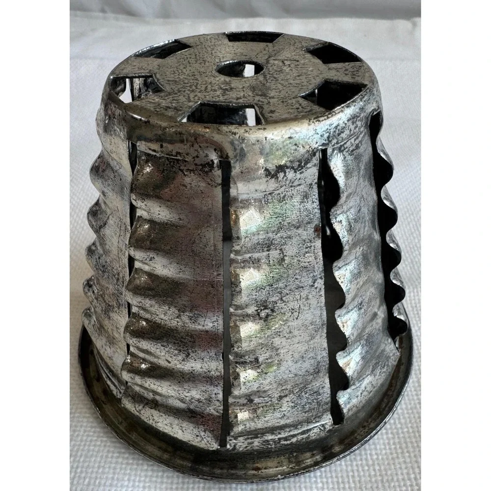 Vintage‎ Vita Craft Saladizer Food Cutter L.G. Gildersleeve Pasadena 3 Cones Red